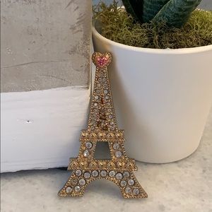 ❤️ Betsey Johnson Eiffel Tower Pin!